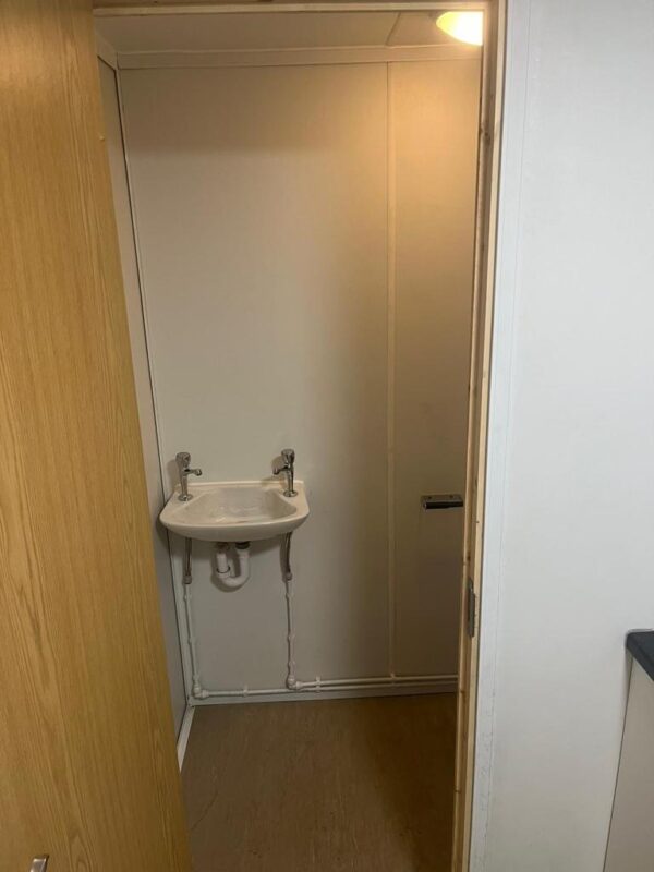 SOLD 32ft x 10ft Site Office Welfare unit with Toilet and Kitchen - Image 6