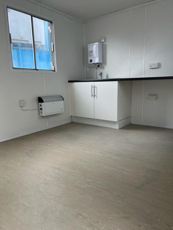SOLD - 16ft x 9ft Welfare Unit with Kitchen and Toilet - Image 8