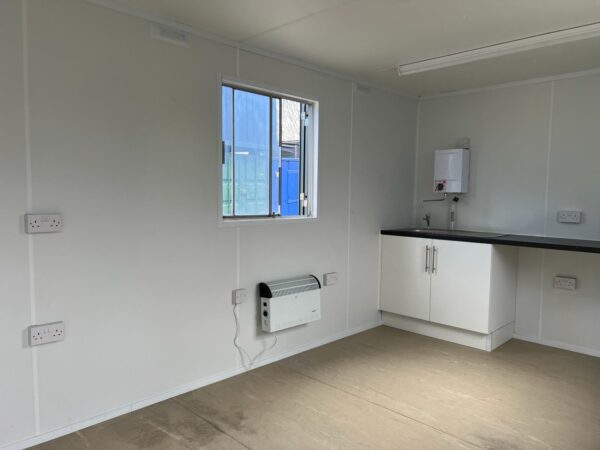 SOLD - 20ft x 9ft Welfare Unit with Separate Toilet - Image 7