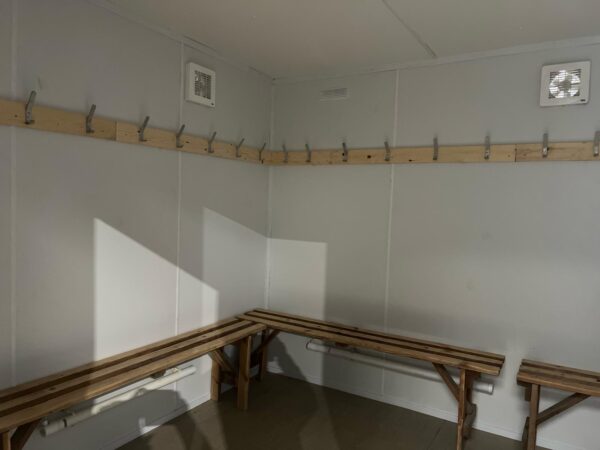 SOLD - 12ft x 10ft Reconditioned Drying Room - Image 7