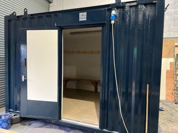 SOLD - 12ft x 10ft Reconditioned Drying Room - Image 4