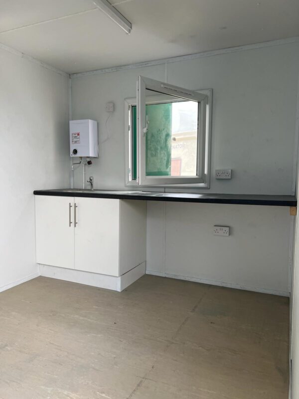 SOLD 20ft x 8ft Site office Welfare Unit with Kitchen - Image 3
