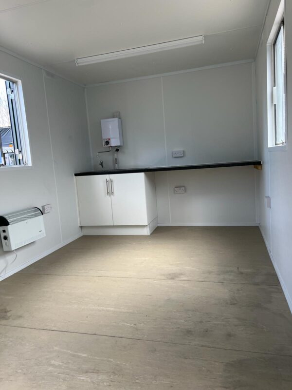 SOLD - 20ft x 9ft Welfare Unit with Separate Toilet - Image 4