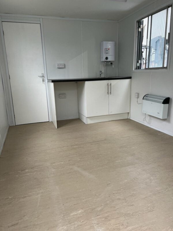 SOLD - 16ft x 9ft Welfare Unit with Toilet - Image 10