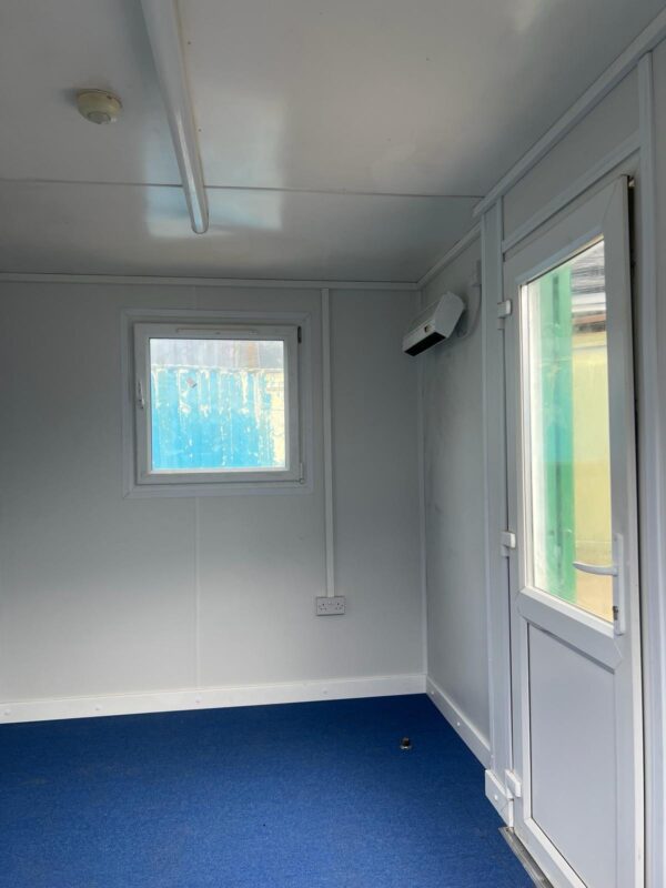 SOLD - 12ft x 8ft Site Office - Image 10
