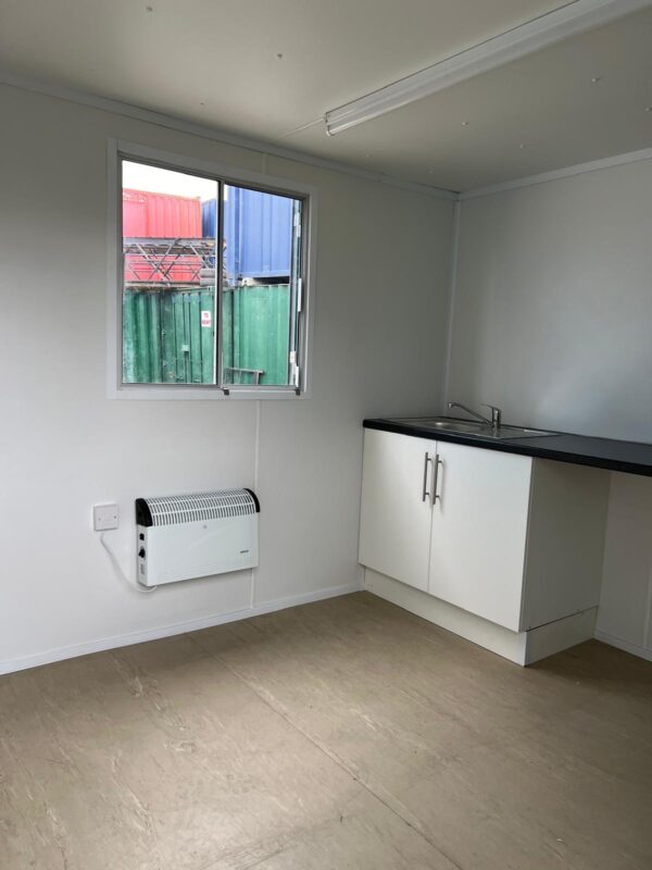 SOLD - 16ft x 9ft Welfare Unit with Toilet - Image 9