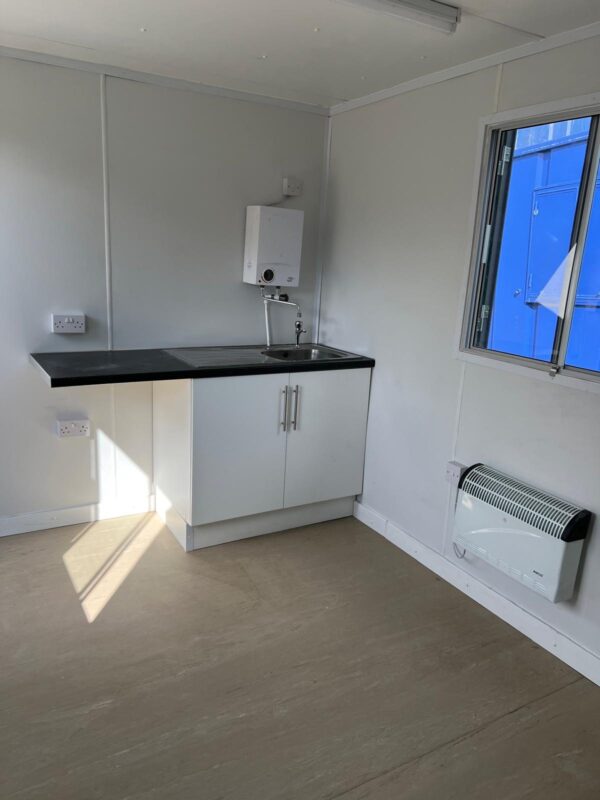 SOLD - 16ft x 9ft Welfare Unit with Toilet - Image 12