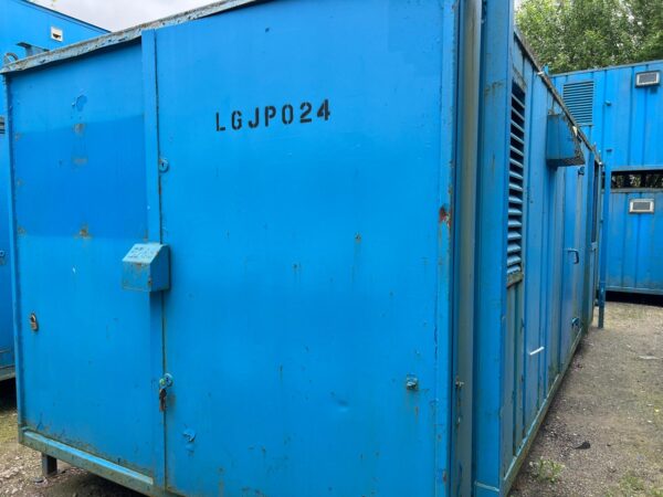 SOLD - Ex Hire Units (24) - Image 4