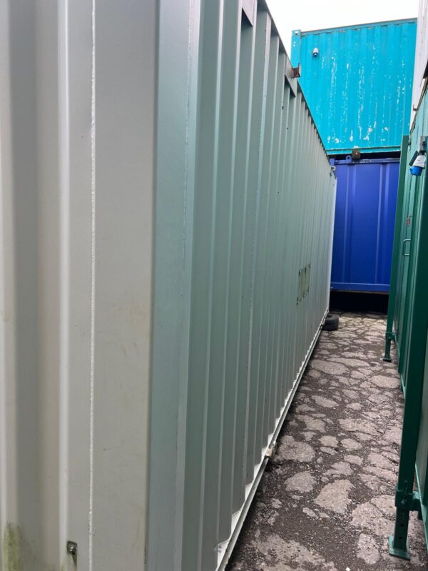 SOLD 24ft x 9ft Site office open plan - Image 4