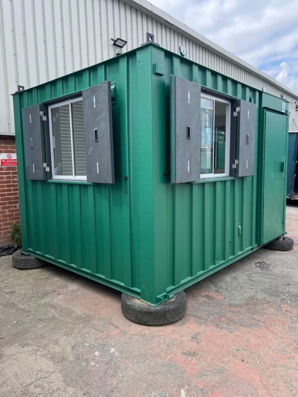 SOLD - 12ft x 9ft site office Security Gate House - Image 4