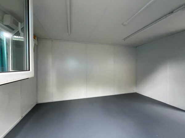 SOLD - 32ft x 10ft Site Office - Image 12