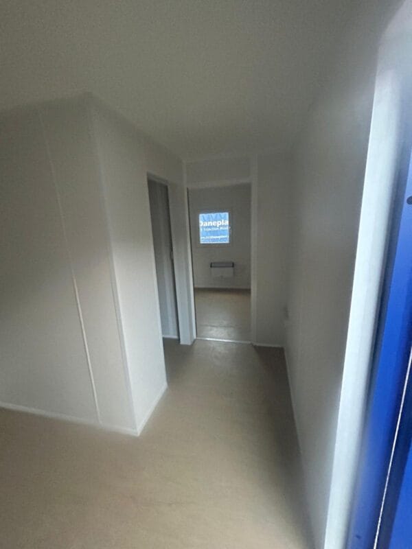 SOLD - 32ft x 10ft reconditioned Welfare unit - Image 7