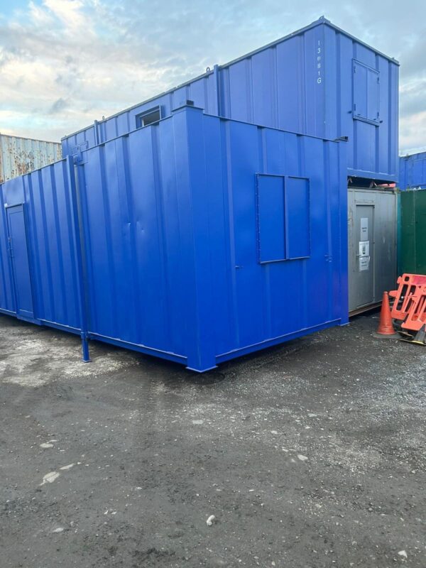 SOLD - 32ft x 10ft reconditioned Welfare unit - Image 14