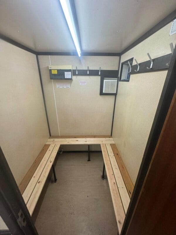 SOLD - 26ft x 9ft Welfare Unit - Image 13