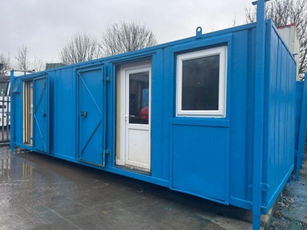 SOLD - 26ft x 9ft Welfare Unit