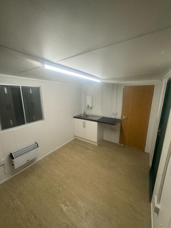 SOLD TO A REPEAT CUSTOMER FROM SOMERSET- 16ft x 9ft Welfare Unit with Office/Canteen and Kitchen/Toilet - Image 6
