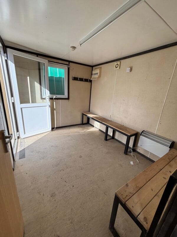 32ft x 9ft Welfare Unit - Image 8
