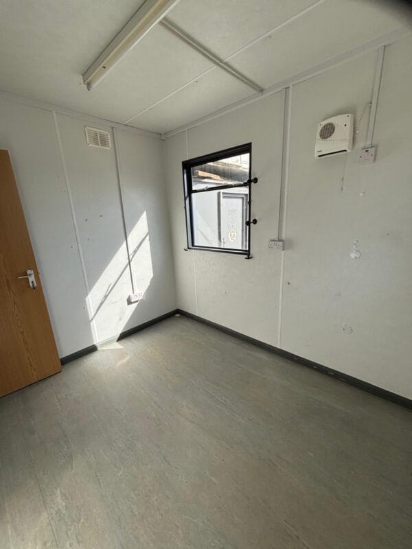 SOLD to a customer in Melton Mowbury -32ft x 10ft Double Office with Kitchen - Image 14