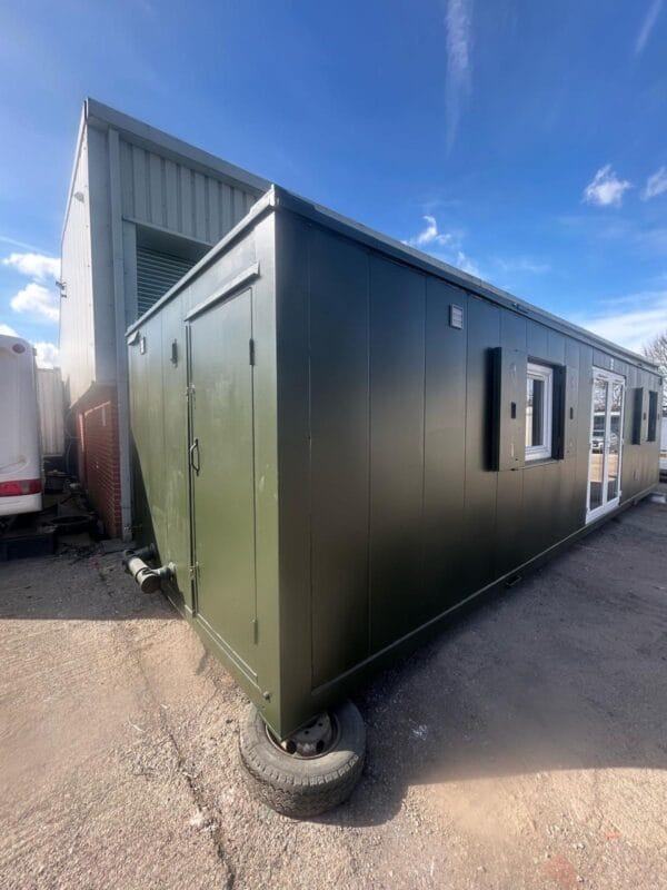 SOLD - 32ft x 10ft Reconditioned Luxury Office - Image 5