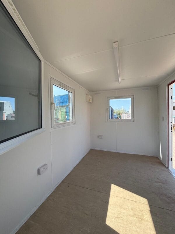 12ft x 9ft Site Office Security Unit - Image 8
