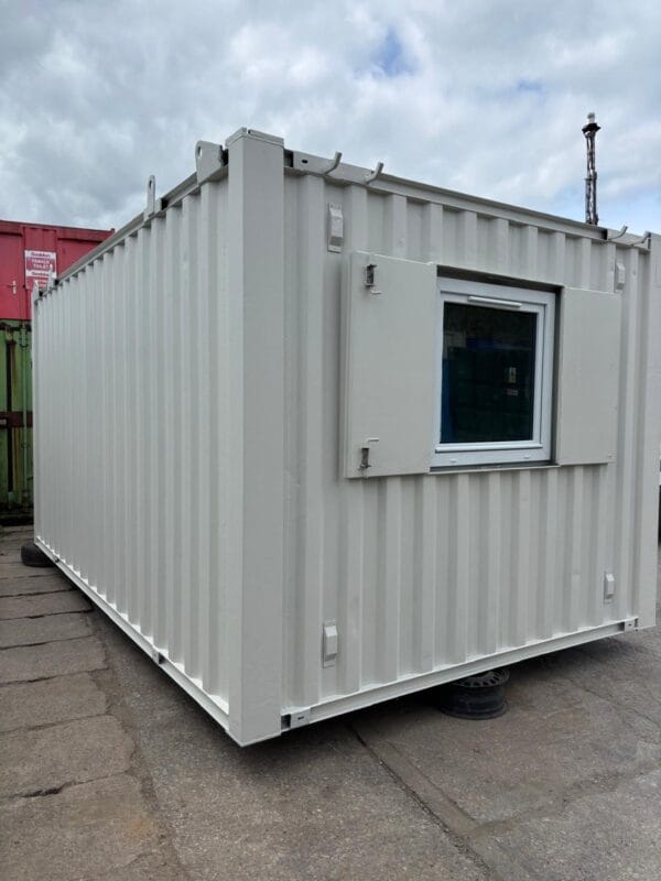 -SOLD TO CUSTOMER IN BRIDGEND. 16ft x 10ft Reconditioned Unit - Image 2