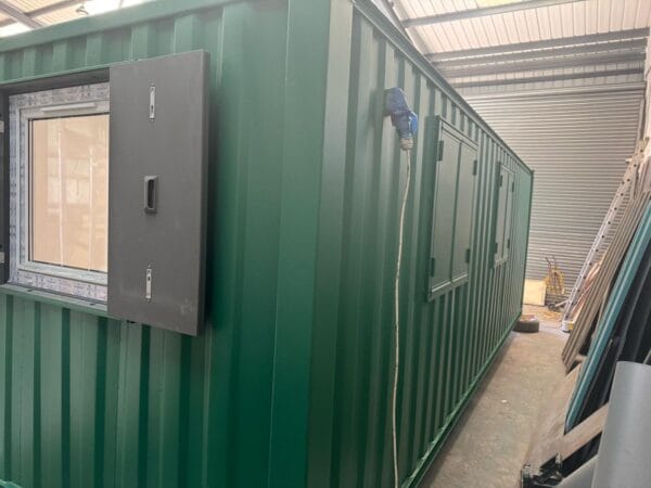 SOLD to a customer in Lutterworth -24ft x 9ft Office with Internal Toilet and Kitchen - Image 4