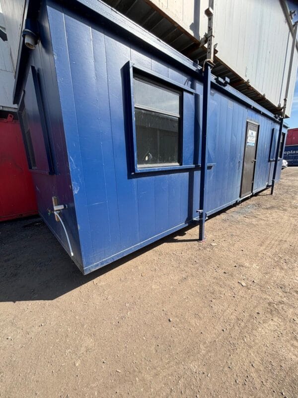 SOLD to a customer in Melton Mowbury -32ft x 10ft Double Office with Kitchen - Image 6