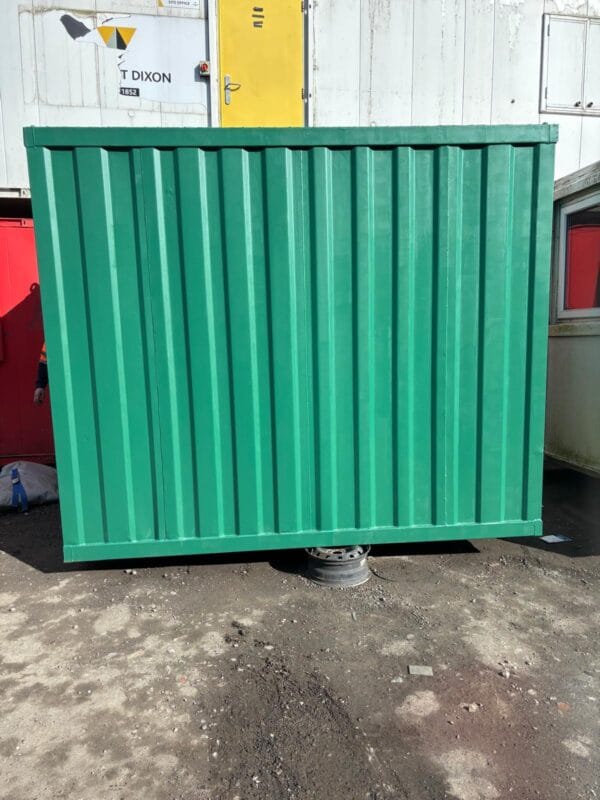 Storage cabin 3m wide 2m deep 2.5m high - Image 3