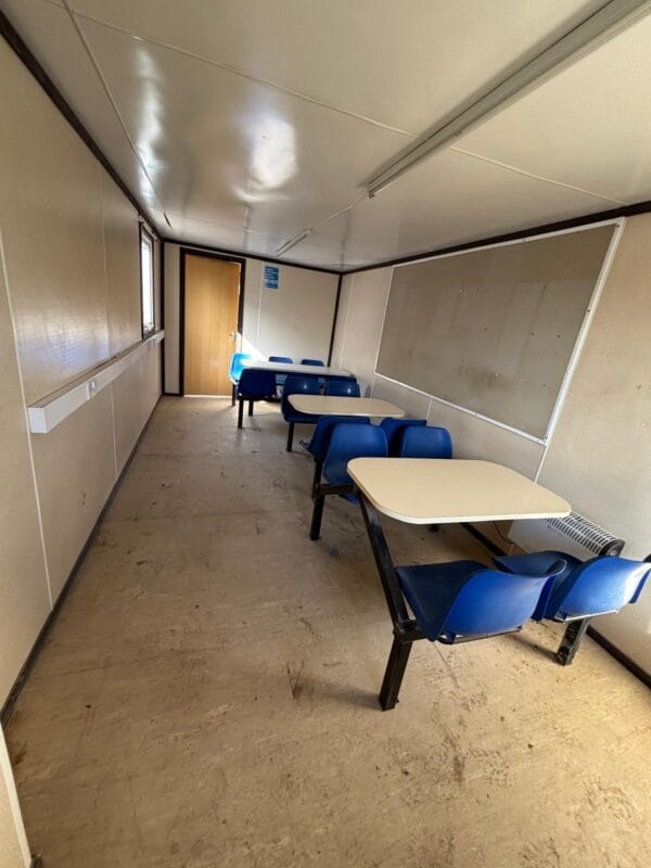 32ft x 9ft Welfare Unit - Image 12