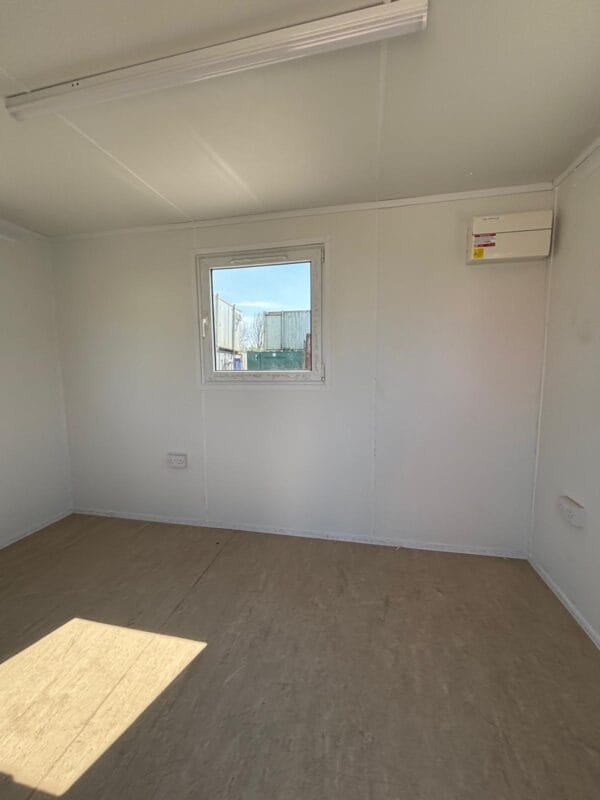 12ft x 9ft Site Office Security Unit - Image 13