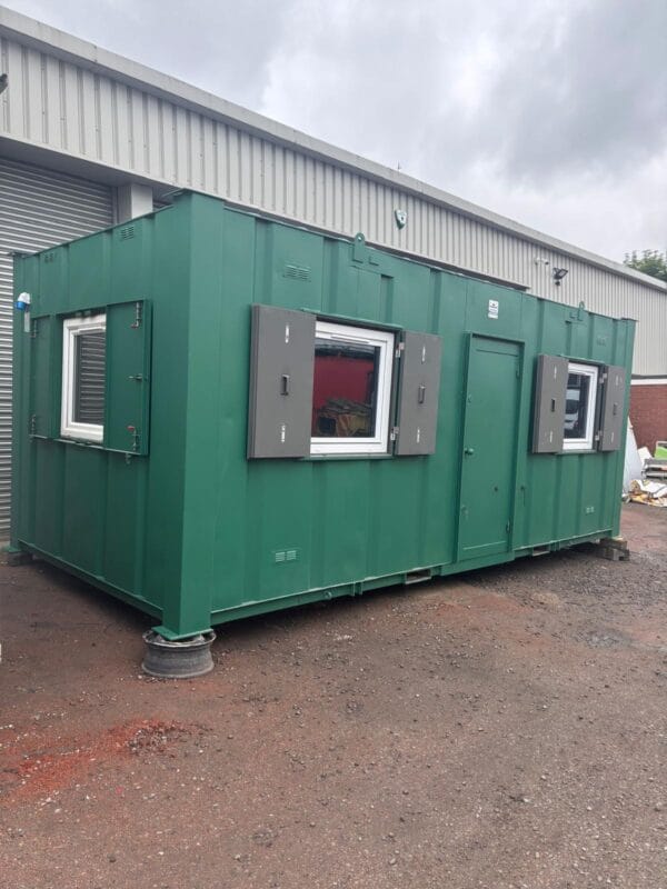 SOLD TO AN EQUESTRIAN FACILITY IN CHESHIRE -20ft x 10ft Site office/Canteen - Image 12