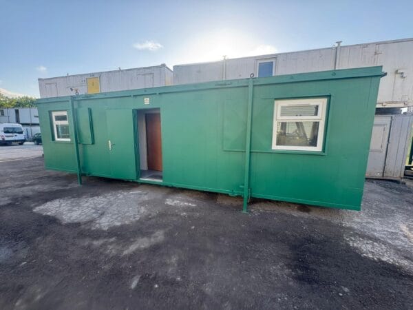 SOLD TO A CUSTOMER IN KINGS LYNN - 32ft x 10ft Reconditioned Welfare Unit