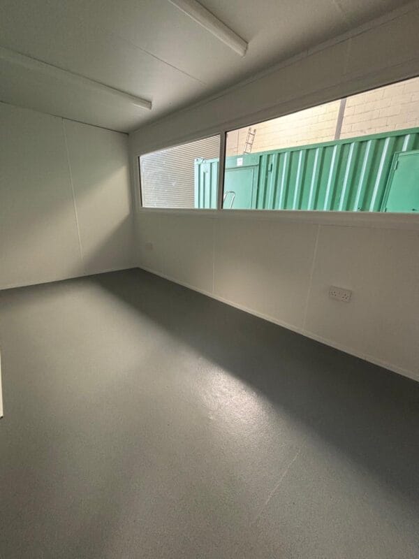 20ft x 8ft New Shipping Container – Converted Control Room for Steel Foundry - Image 6