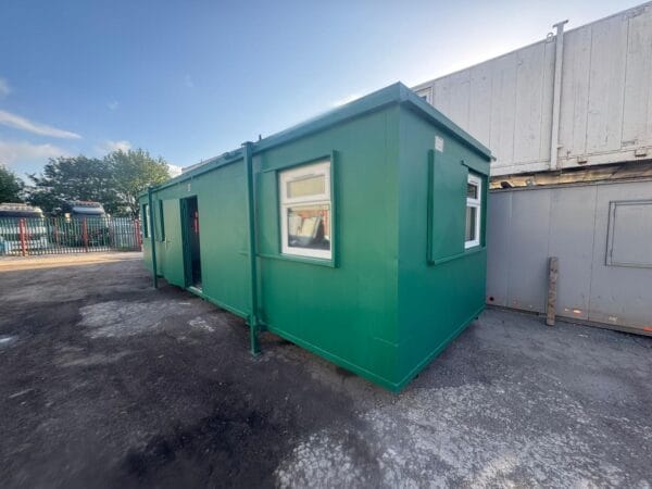 SOLD TO A CUSTOMER IN KINGS LYNN - 32ft x 10ft Reconditioned Welfare Unit - Image 3