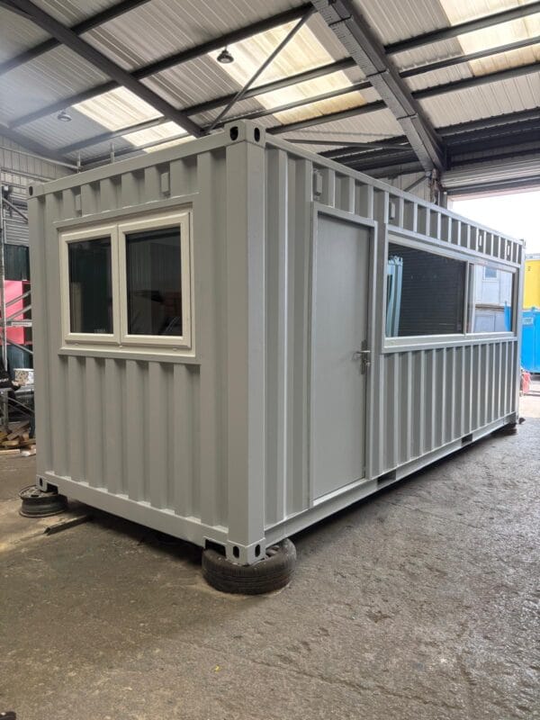 20ft x 8ft New Shipping Container – Converted Control Room for Steel Foundry - Image 4