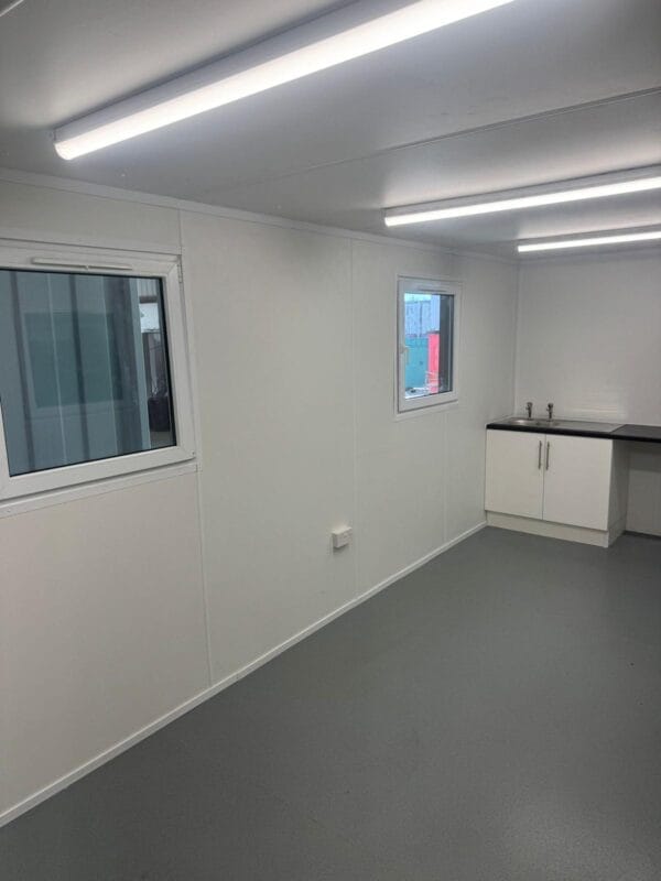 24ft x 9ft Welfare Unit - Image 11