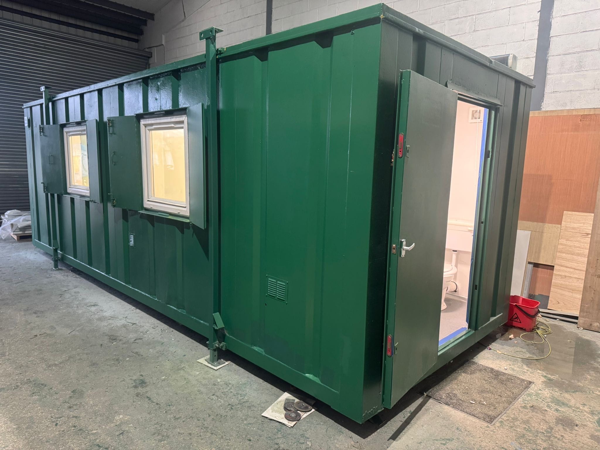 Sold to a company in Worksop, Notts - 24ft x 9ft Shipping Container Welfare Office - Image 4